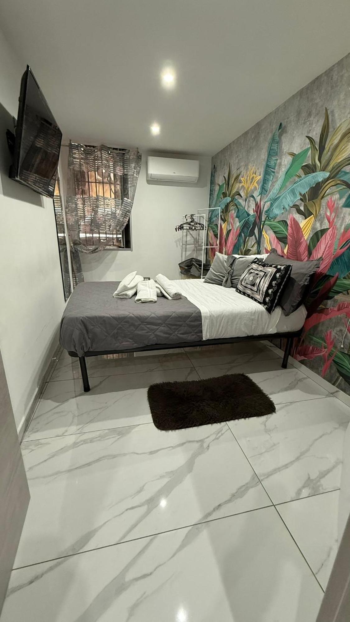 Mixed By Erry Hotel Napoli Exterior foto
